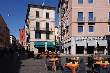 Europa Szálloda 3*